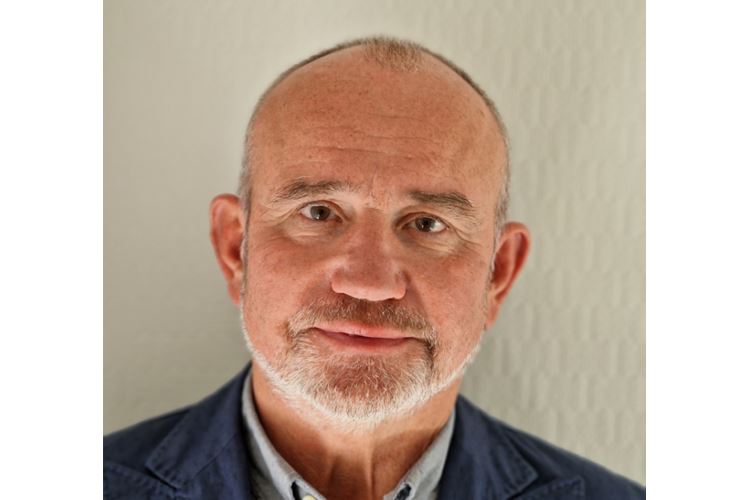 larry falk 750 500.png